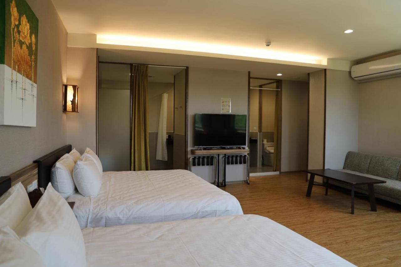 Tainan Julie'S Garden 峰情文旅 Hotel Anping Exterior foto