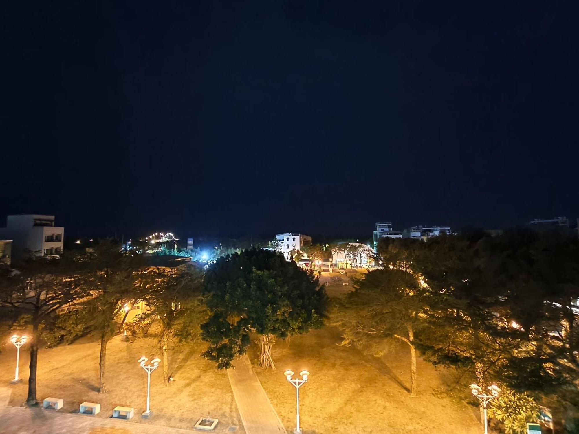 Tainan Julie'S Garden 峰情文旅 Hotel Anping Exterior foto