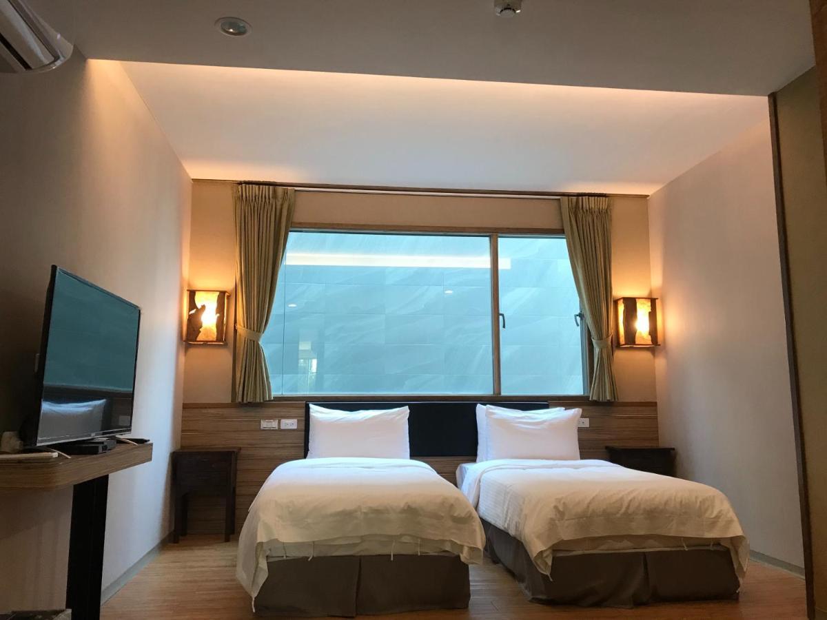 Tainan Julie'S Garden 峰情文旅 Hotel Anping Exterior foto